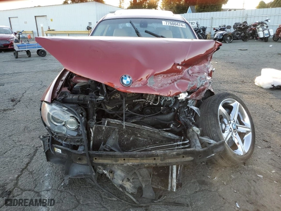 2009 BMW 1 Series 135i with VIN WBAUC73509VK95641, listed as a Copart auction lot 77600474 with 0 mi miles and Salvage Title. Bid and sale history available at carsss.com. Image 5.
