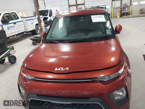2022 Kia Soul X-Line with VIN KNDJ23AU8N7814087, listed as a IAAI auction lot 41979098 with 27,411 mi miles and . Bid and sale history available at DreamBid. Image 12.