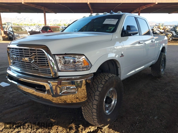 2016 Ram 2500 SLT с VIN 3C6UR5DLXGG227959, выставлен на аукционе IAAI как лот 42609927 с пробегом 186 337 миль миль и . История ставок и продаж доступна на DreamBid. Изображение 17.