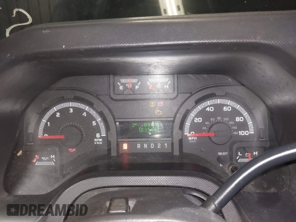 2012 Ford Econoline Passenger XL z VIN 1FBSS3BL4CDA58142, wystawiony jako IAAI lot #40799803 z przebiegiem 163 556 mil mil oraz . Historia ofert i sprzedaży dostępna na DreamBid. Obrazek 7.
