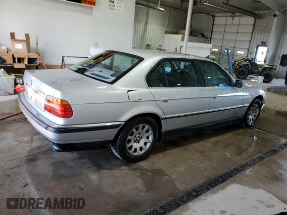 2000 BMW 7 Series 740iL with VIN WBAGH8341YDP13706, listed as a Copart auction lot 78727604 with 215,793 mi miles and Salvage Title. Bid and sale history available at carsss.com. Image 3.