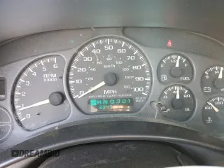 1999 GMC New Sierra 1500 SL with VIN 1GTEC14V1XE519984, listed as a Copart auction lot 49338825 with 304,929 mi miles and Salvage Title. Bid and sale history available at carsss.com. Image 9.