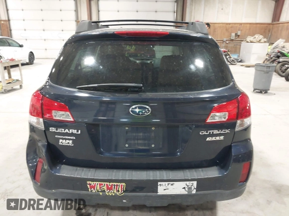 2013 Subaru Outback 2.5i with VIN 4S4BRBAC5D3305691, listed as a IAAI auction lot 42158100 with 190,566 mi miles. Bid and sale history available at carsss.com. Image 16.