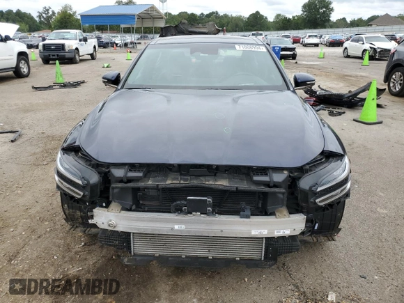 2023 Genesis G70 3.3T with VIN KMTG54TE7PU113169, listed as a Copart auction lot 71008994 with 17,864 mi miles and Salvage Title. Bid and sale history available at DreamBid. Image 5.