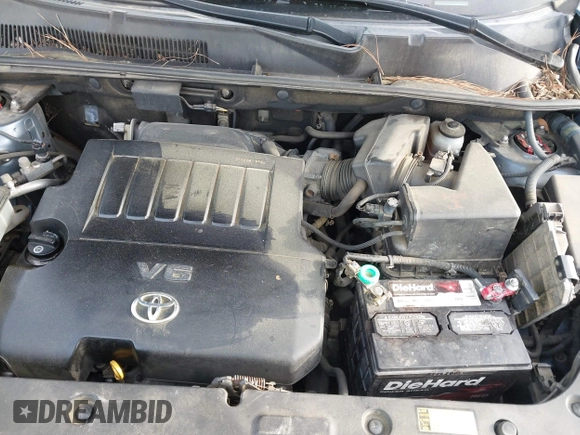 2006 Toyota RAV4 with VIN JTMZK33VX66002306, listed as a IAAI auction lot 42075057 with 271,662 mi miles. Bid and sale history available at carsss.com. Image 10.