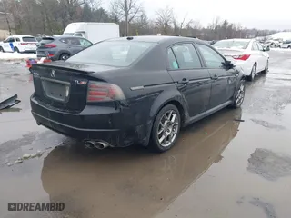 2007 Acura TL Type-S with VIN 19UUA76597A043591, listed as a IAAI auction lot 41513314 with 110,049 mi miles. Bid and sale history available at carsss.com. Image 4.