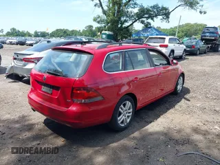2010 Volkswagen Jetta TDI with VIN 3VWTL7AJ3AM689032, listed as a IAAI auction lot 42623234 with 81,413 mi miles and . Bid and sale history available at DreamBid. Image 4.