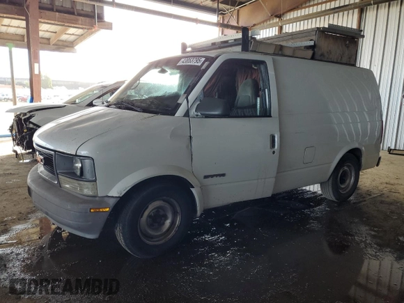2000 GMC Safari Cargo with VIN 1GTDM19W4YB505655, listed as a Copart auction lot 43853795 with Not Provided miles and Salvage Title. Bid and sale history available at carsss.com. Image 1.