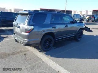 2020 Toyota 4Runner SR5 with VIN JTEBU5JR3L5789920, listed as a IAAI auction lot 41189528 with 44,125 mi miles. Bid and sale history available at carsss.com. Image 4.
