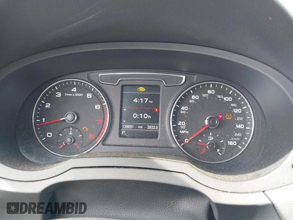 2017 Audi Q3 Premium Plus z VIN WA1HCCFS4HR017356, wystawiony jako IAAI lot #42054078 z przebiegiem 139 691 mil mil oraz . Historia ofert i sprzedaży dostępna na DreamBid. Obrazek 7.