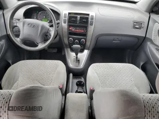 2005 Hyundai Tucson GLS with VIN KM8JN72D05U051699, listed as a Copart auction lot 43242335 with 182,859 mi miles and Non Repairable. Bid and sale history available at carsss.com. Image 8.