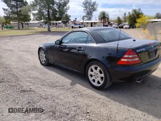 2001 Mercedes-Benz SLK-Class Kompressor with VIN WDBKK49F41F236097, listed as a Copart auction lot 51640505 with 117,788 mi miles and Clean Title. Bid and sale history available at carsss.com. Image 3.
