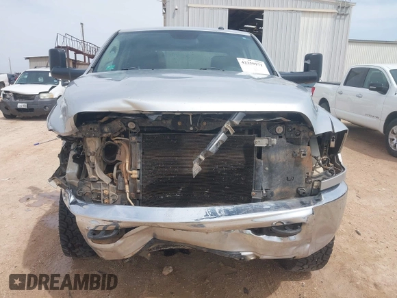 2015 Ram 2500 Tradesman с VIN 3C6UR5CL6FG513999, выставлен на аукционе IAAI как лот 42259171 с пробегом 265 657 миль миль и . История ставок и продаж доступна на DreamBid. Изображение 12.