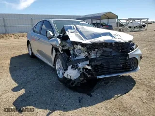 2025 Toyota Camry LE with VIN 4T1DAACK5SU102533, listed as a Copart auction lot 47691235 with 9,078 mi miles and Salvage Title. Bid and sale history available at carsss.com. Image 10.