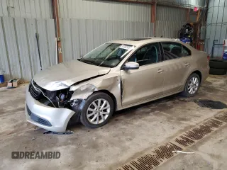 2013 Volkswagen Jetta SE z VIN 3VWDP7AJ6DM220529, wystawiony jako Copart lot #51382345 z przebiegiem 121 516 mil mil oraz Szkoda całkowita • Salvage title. Historia ofert i sprzedaży dostępna na DreamBid. Obrazek 1.