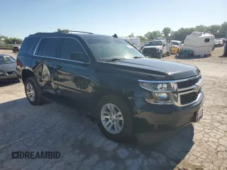 2018 Chevrolet Tahoe LT z VIN 1GNSCBKC5JR341076, wystawiony jako Copart lot #57123295 z przebiegiem 134 055 mil mil oraz Szkoda całkowita • Salvage title. Historia ofert i sprzedaży dostępna na DreamBid. Obrazek 4.