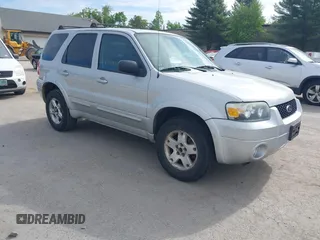 2007 Ford Escape Limited с VIN 1FMCU94107KB19203, выставлен на аукционе IAAI как лот 42384353 с пробегом 118 422 миль миль и . История ставок и продаж доступна на DreamBid. Изображение 1.