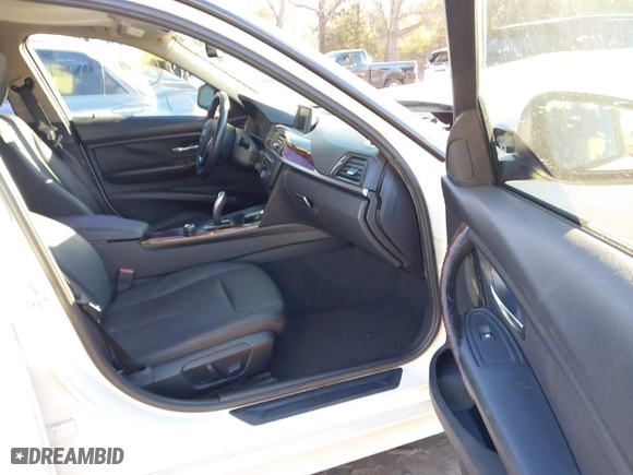 2014 BMW 3 Series 328i with VIN WBA3A5C56EP601147, listed as a IAAI auction lot 41308824 with NaN miles. Bid and sale history available at carsss.com. Image 5.