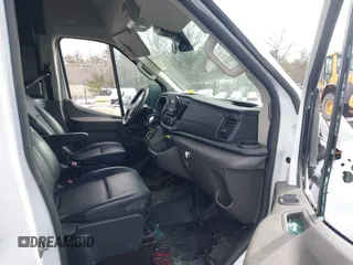 2021 Ford Transit Cargo with VIN 1FTBW3X89MKA61149, listed as a IAAI auction lot 41520778 with Not Provided miles. Bid and sale history available at carsss.com. Image 5.