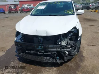 2018 Nissan Sentra SV with VIN 3N1AB7AP9JY236496, listed as a IAAI auction lot 42006351 with 61,356 mi miles. Bid and sale history available at carsss.com. Image 6.