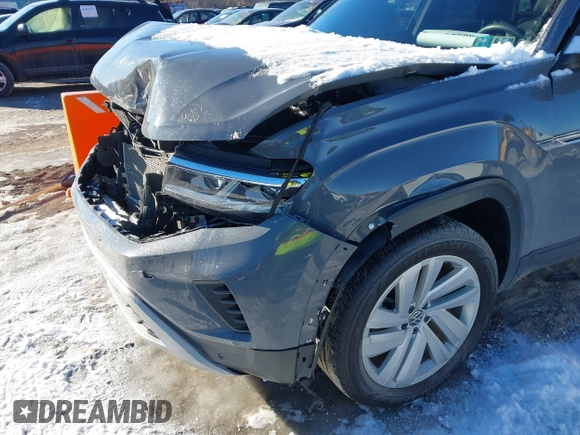 2021 Volkswagen Atlas SE with VIN 1V2KC2CA3MC223779, listed as a IAAI auction lot 41359090 with 45,426 mi miles and . Bid and sale history available at DreamBid. Image 6.