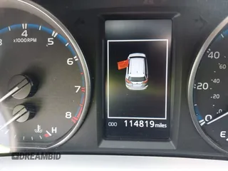 2018 Toyota RAV4 XLE с VIN JTMWFREV3JD121908, выставлен на аукционе IAAI как лот 42140675 с пробегом 114 819 миль миль и . История ставок и продаж доступна на DreamBid. Изображение 15.
