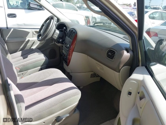2007 Chrysler Town & Country LWB LX with VIN 2A4GP44R57R166826, listed as a IAAI auction lot 41761230 with 73,432 mi miles. Bid and sale history available at carsss.com. Image 5.