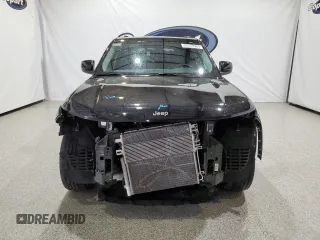 2024 Jeep Grand Cherokee Laredo with VIN 1C4RJHAG8RC715733, listed as a Copart auction lot 59886235 with 40,771 mi miles and Clean title. Bid and sale history available at DreamBid. Image 5.