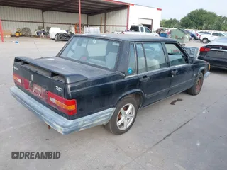 1991 Volvo 740 z VIN YV1FA8841M2525280, wystawiony jako IAAI lot #42151096 z przebiegiem 228 705 mil mil oraz . Historia ofert i sprzedaży dostępna na DreamBid. Obrazek 4.