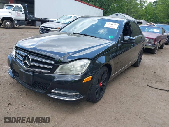 2012 Mercedes-Benz C 300 Sport with VIN WDDGF8BB7CA643833, listed as a IAAI auction lot 42644222 with 169,874 mi miles and . Bid and sale history available at DreamBid. Image 17.