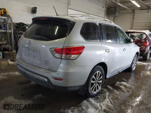 2016 Nissan Pathfinder Platinum z VIN 5N1AR2MM7GC652590, wystawiony jako IAAI lot #41490229 z przebiegiem 112 461 mil mil oraz . Historia ofert i sprzedaży dostępna na DreamBid. Obrazek 4.