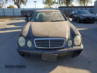 2002 Mercedes-Benz CLK 320/430 with VIN WDBLJ70G32T111304, listed as a Copart auction lot 73843804 with 141,980 mi miles and Salvage Title. Bid and sale history available at DreamBid. Image 5.