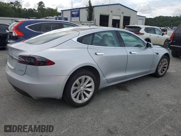 2018 Tesla Model S 75D with VIN 5YJSA1E2XJF254775, listed as a Copart auction lot 59014735 with 81,105 mi miles and Salvage title. Bid and sale history available at DreamBid. Image 3.
