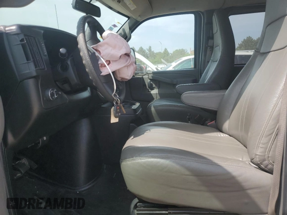 2018 Chevrolet Express Passenger LS with VIN 1GAWGEFG0J1212151, listed as a Copart auction lot 57289585 with 138,956 mi miles and Salvage title. Bid and sale history available at DreamBid. Image 7.