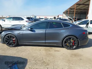 2018 Tesla Model S 75D with VIN 5YJSA1E49JF294699, listed as a IAAI auction lot 41567770 with 34,644 mi miles and . Bid and sale history available at DreamBid. Image 14.