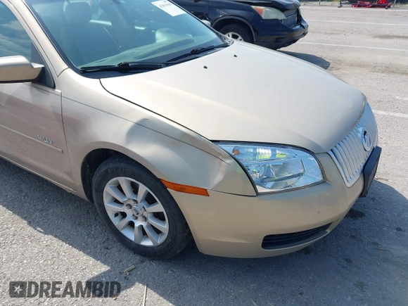 2008 Mercury Milan z VIN 3MEHM07Z58R612944, wystawiony jako IAAI lot #42836045 z przebiegiem 215 210 mil mil oraz . Historia ofert i sprzedaży dostępna na DreamBid. Obrazek 6.