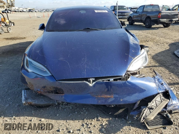 2019 Tesla Model S 75D с VIN 5YJSA1E23KF334579, выставлен на аукционе Copart как лот 56935615 с пробегом Не указан миль и Списание • Salvage title. История ставок и продаж доступна на DreamBid. Изображение 5.
