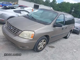 2005 Ford Freestar SE с VIN 2FMZA51645BA56383, выставлен на аукционе IAAI как лот 42424377 с пробегом 174 059 миль миль и . История ставок и продаж доступна на DreamBid. Изображение 2.
