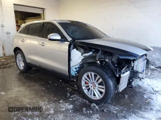 2020 Jaguar F-Pace 30t Prestige with VIN SADCK2GX4LA640463, listed as a Copart auction lot 45403785 with 44,086 mi miles and Salvage Title. Bid and sale history available at DreamBid. Image 4.
