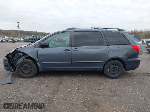 2007 Toyota Sienna CE with VIN 5TDZK23C97S047120, listed as a IAAI auction lot 42010384 with 186,070 mi miles. Bid and sale history available at carsss.com. Image 14.