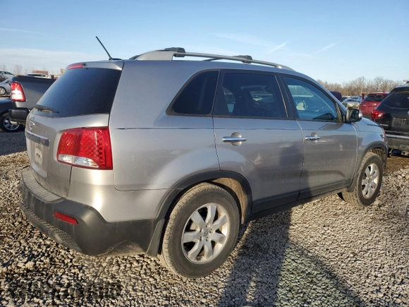 2012 Kia Sorento LX with VIN 5XYKT3A60CG295992, listed as a Copart auction lot 41996405 with 163,094 mi miles and Salvage Title. Bid and sale history available at DreamBid. Image 3.