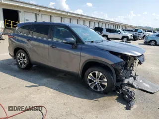 2024 Toyota Highlander LE with VIN 5TDKDRAH4RS050075, listed as a Copart auction lot 62658135 with 32,567 mi miles and Clean title. Bid and sale history available at DreamBid. Image 4.
