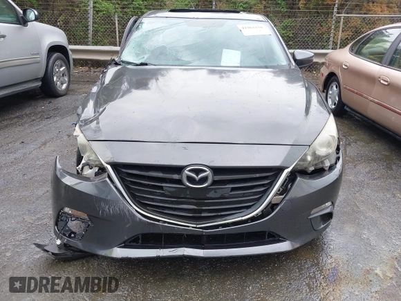 2014 Mazda 3 i Touring with VIN JM1BM1L76E1184728, listed as a IAAI auction lot 41962258 with 200,544 mi miles and . Bid and sale history available at DreamBid. Image 17.
