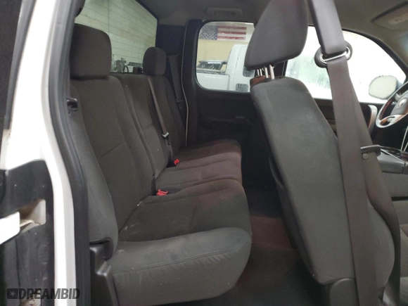 2007 GMC Sierra 1500 SLE1 with VIN 2GTEK19J571655786, listed as a Copart auction lot 86571374 with 213,112 mi miles and Clean Title. Bid and sale history available at carsss.com. Image 10.