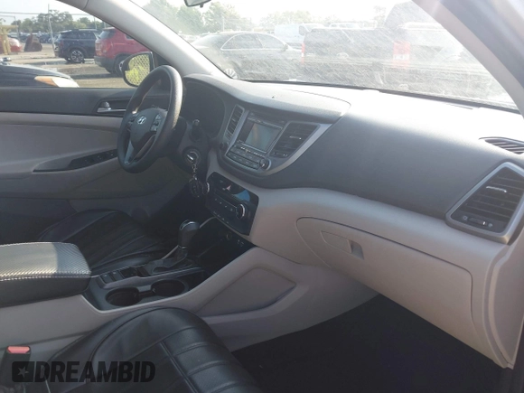 2016 Hyundai Tucson Limited with VIN KM8J33A25GU227907, listed as a IAAI auction lot 42211605 with 142,578 mi miles. Bid and sale history available at carsss.com. Image 5.