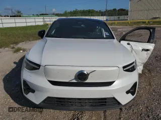 2023 Volvo C40 Recharge Pure Electric Ultimate with VIN YV4ED3GM0P2048887, listed as a Copart auction lot 63490724 with 23,045 mi miles and Salvage Title. Bid and sale history available at carsss.com. Image 5.