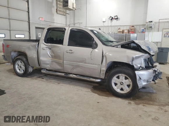 2007 Chevrolet Silverado 1500 LTZ with VIN 3GCEK13M47G550487, listed as a Copart auction lot 49459565 with 232,437 mi miles and Salvage Title. Bid and sale history available at carsss.com. Image 4.