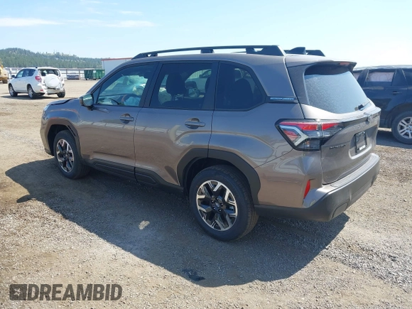 2025 Subaru Forester Premium with VIN JF2SLDDC1SH572986, listed as a IAAI auction lot 42517134 with 313 mi miles and . Bid and sale history available at DreamBid. Image 3.
