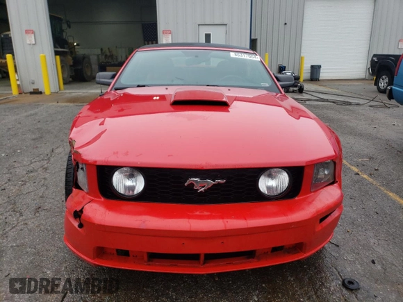 2008 Ford Mustang GT Deluxe with VIN 1ZVHT85H185131800, listed as a Copart auction lot 86317064 with 107,714 mi miles and Salvage Title. Bid and sale history available at DreamBid. Image 5.