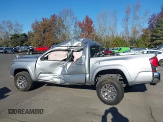 2018 Toyota Tacoma SR with VIN 3TMCZ5AN9JM127113, listed as a IAAI auction lot 41400379 with 12,660 mi miles. Bid and sale history available at carsss.com. Image 15.